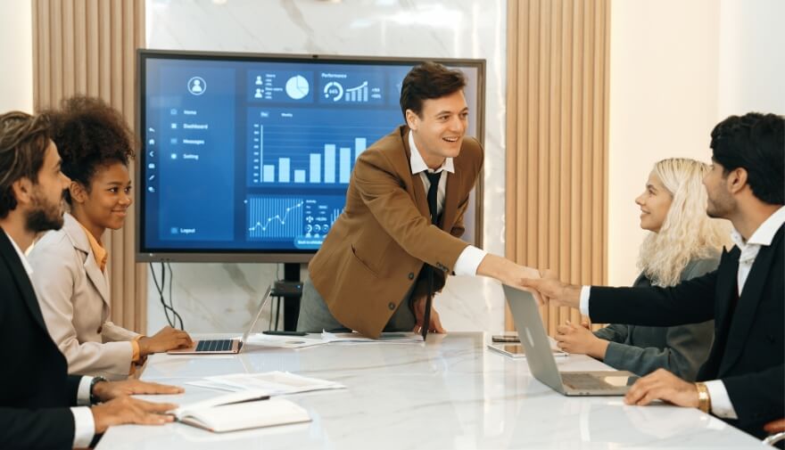 abroad management courses