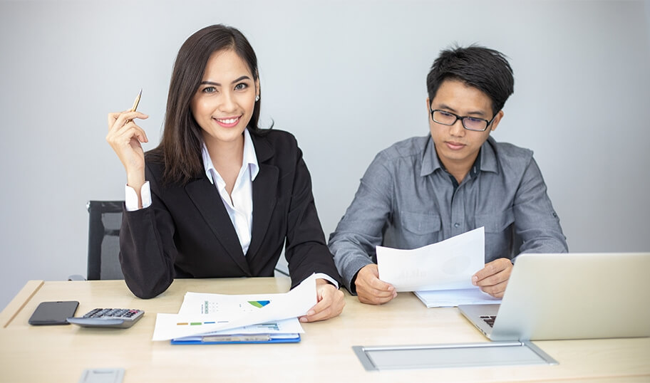 abroad scholarship assistance